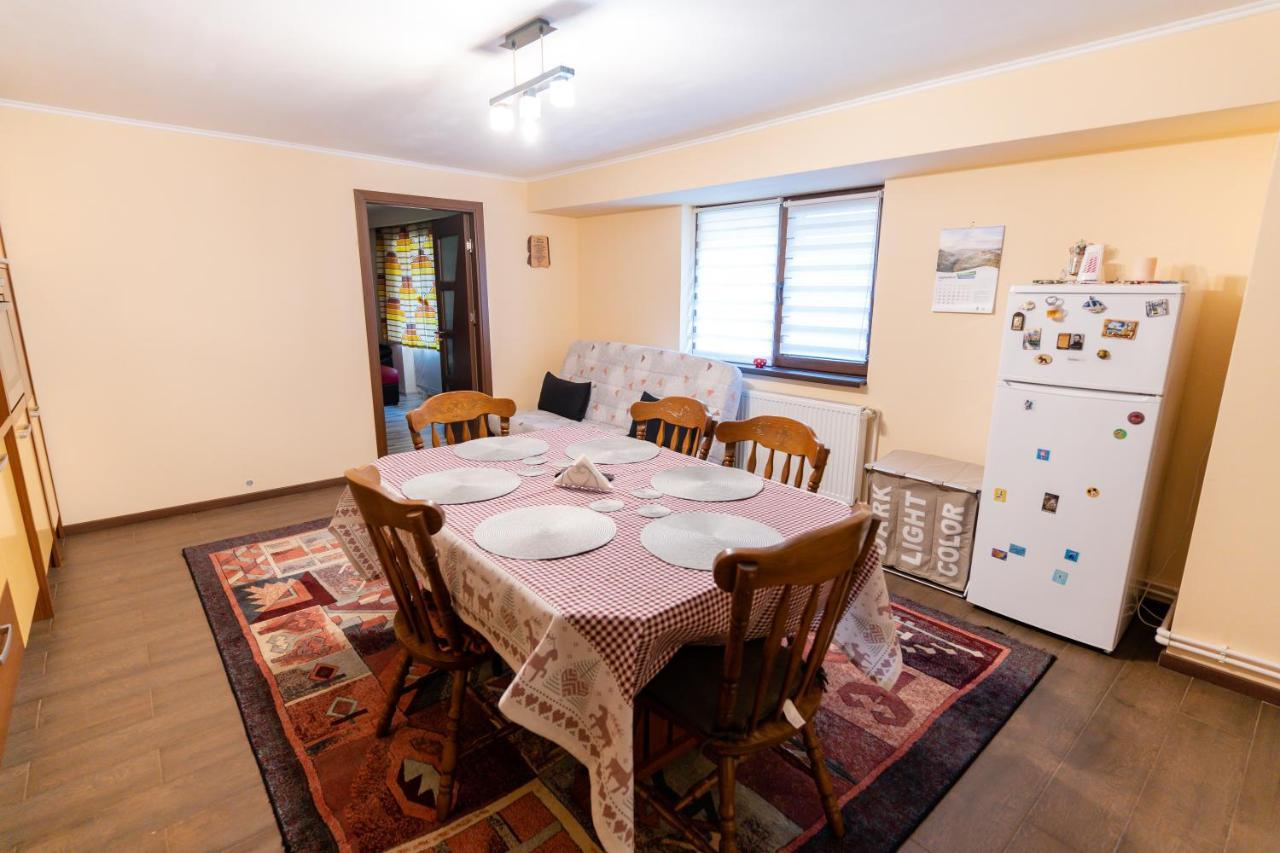 Mario'S Cozy Apartment Râșnov Zewnętrze zdjęcie